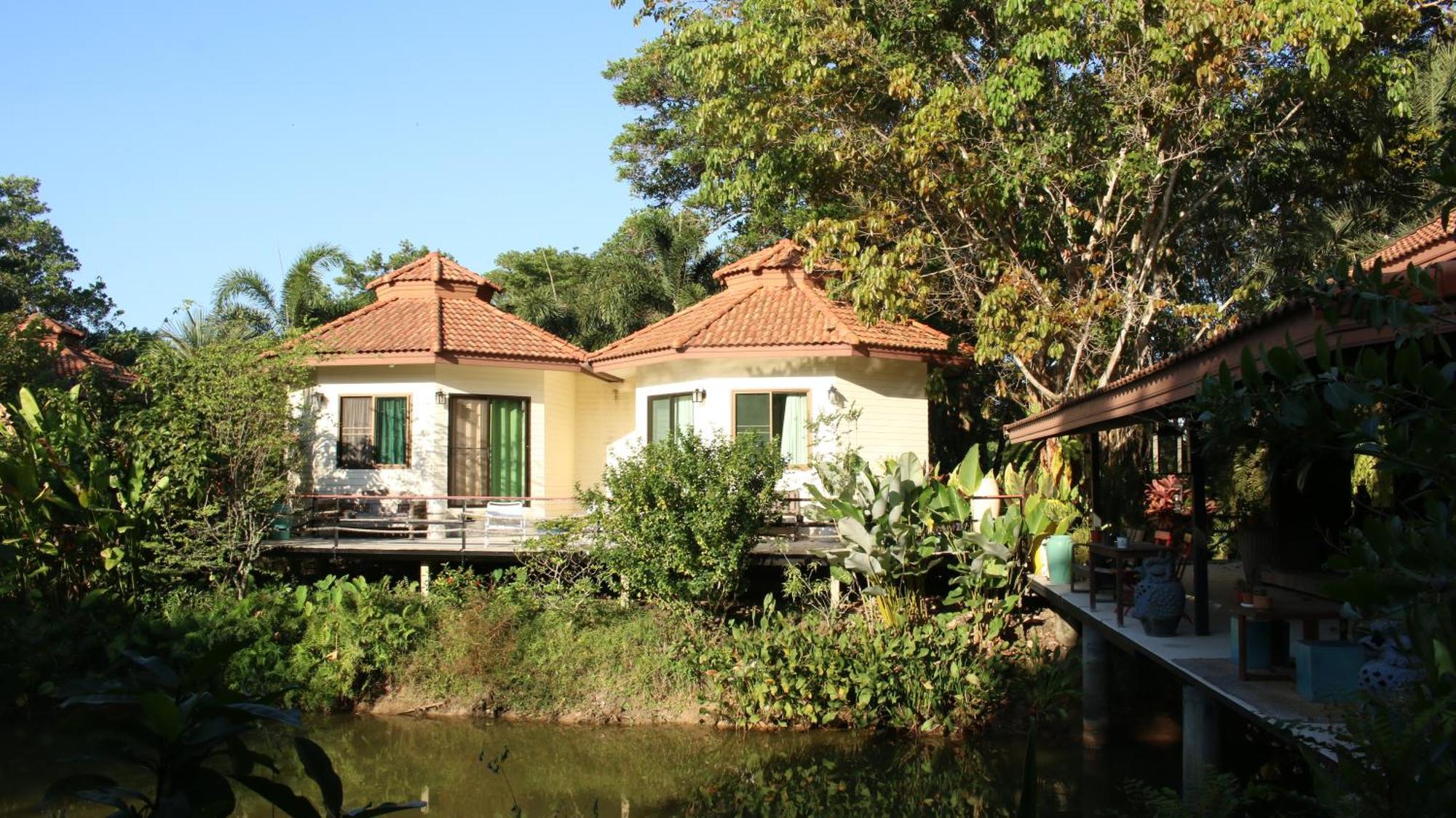 Navari Homestay Rayong Exterior photo